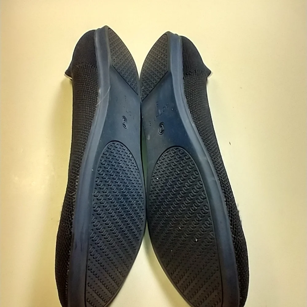 Rothy’s The Flat Navy Blue Knit Round Toe Slip On Flats Shoes Women's sz 8.